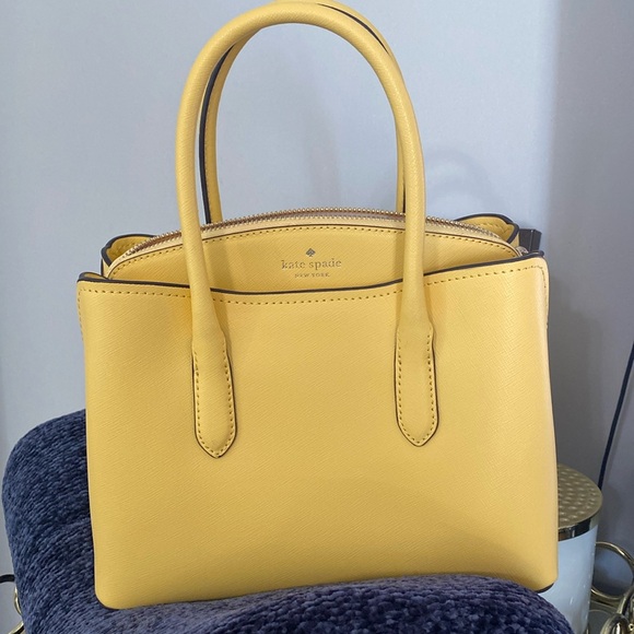kate spade Handbags - Medium Kate spade satchel